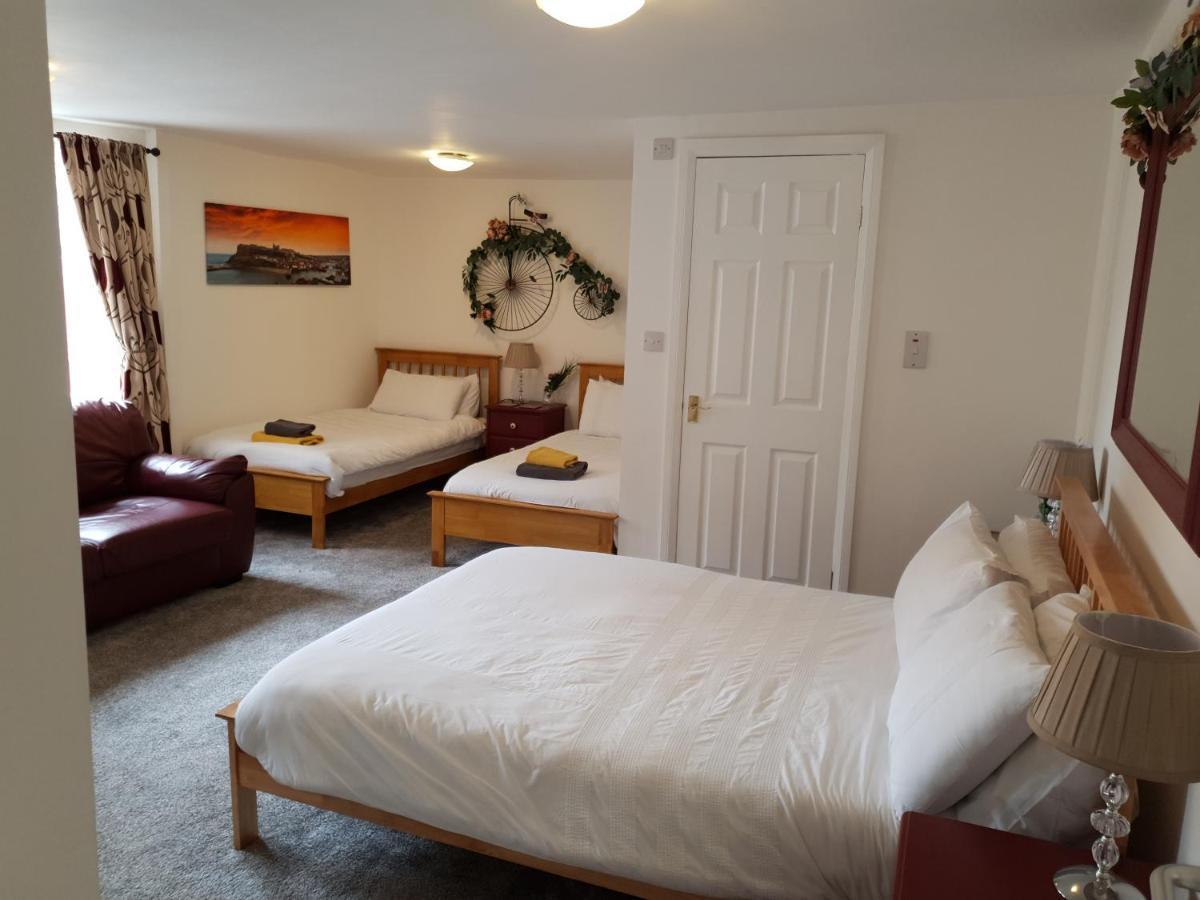 Chartwell Retreat Apartment Уитби Екстериор снимка