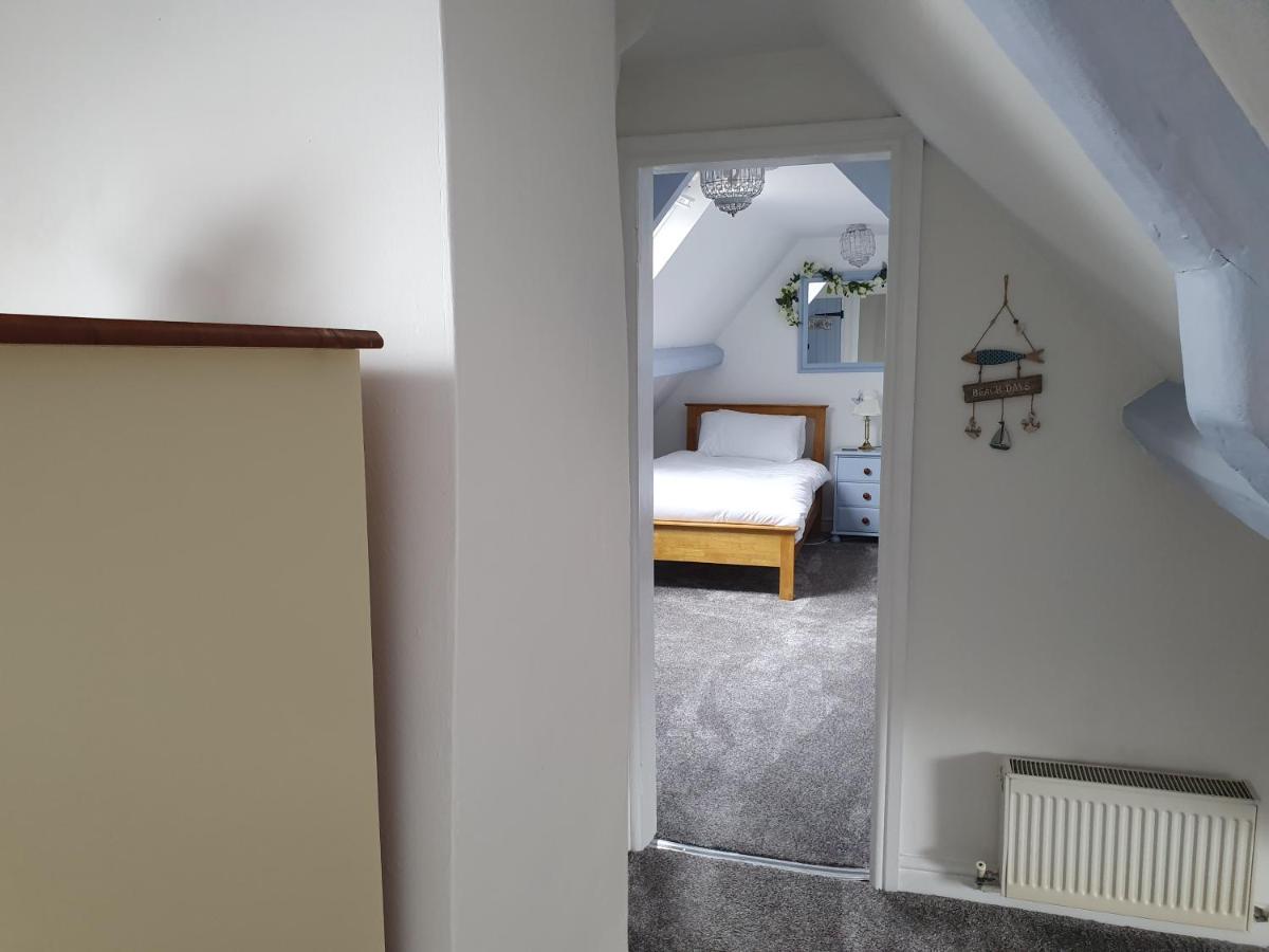 Chartwell Retreat Apartment Уитби Екстериор снимка